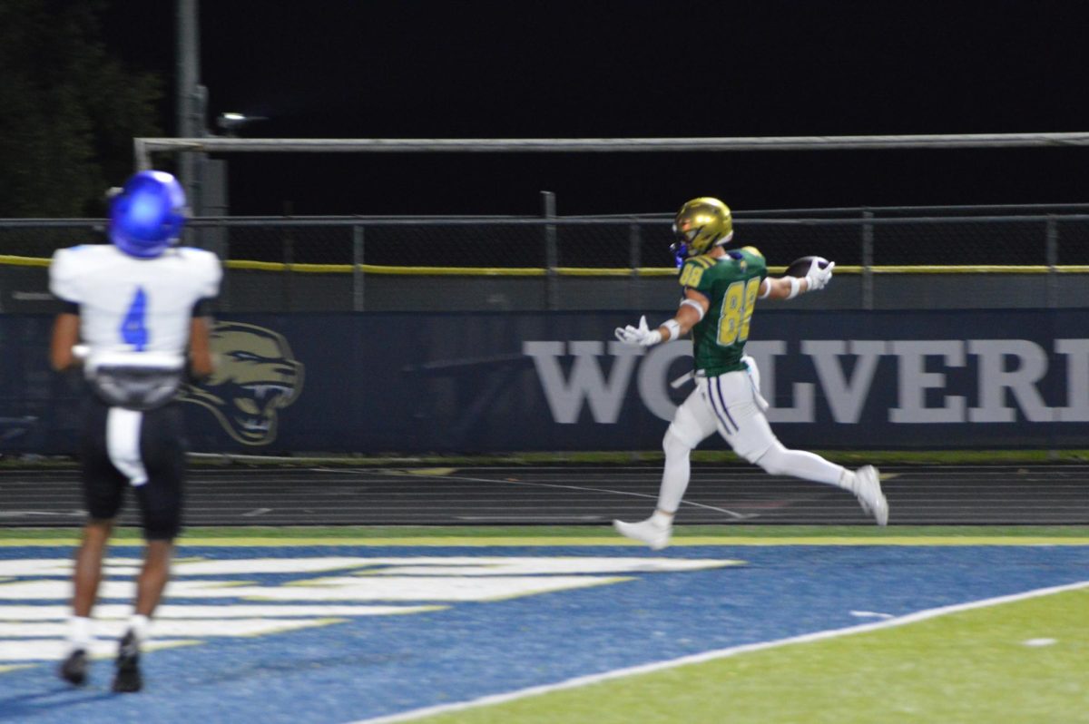 Hoco ends with a 32 point win over the War Eagles